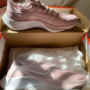 Nike Women’s Air Zoom Pegasus Sneakers